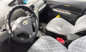 Toyota Yaris 2010 года за 3 690 000 тг. в Астана фото 5