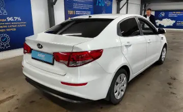 Kia Rio 2015 года за 5 490 000 тг. в Астана фото 3