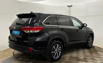 Toyota Highlander 2018 года за 13 700 000 тг. в Актобе