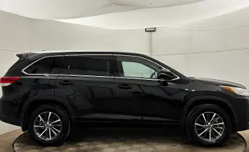 Toyota Highlander 2018 года за 13 700 000 тг. в Актобе фото 4