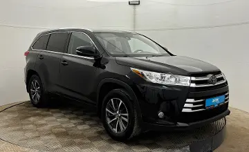 Toyota Highlander 2018 года за 13 700 000 тг. в Актобе фото 3