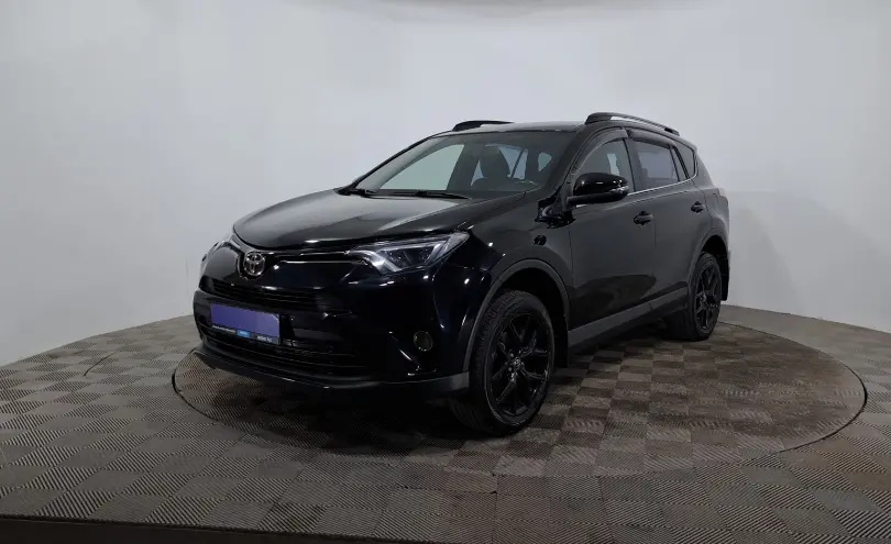 Toyota RAV4 2019 года за 12 590 000 тг. в Астана