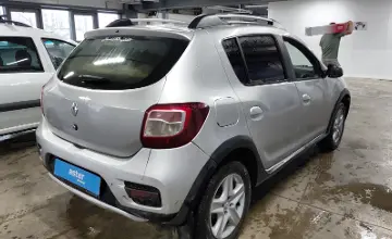 Renault Sandero 2016 года за 2 890 000 тг. в Астана фото 3