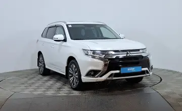 Mitsubishi Outlander 2022 года за 10 590 000 тг. в Астана фото 3