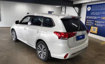 Mitsubishi Outlander 2022 года за 10 590 000 тг. в Астана фото 4