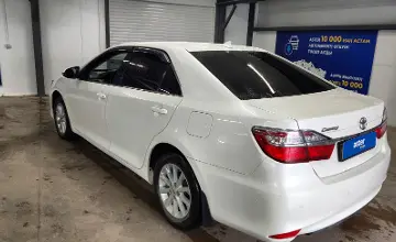 Toyota Camry 2017 года за 10 990 000 тг. в Астана фото 4