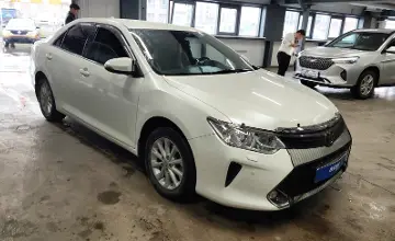 Toyota Camry 2017 года за 10 990 000 тг. в Астана фото 2