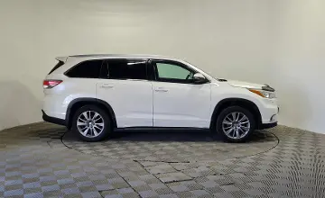 Toyota Highlander 2014 года за 15 590 000 тг. в Алматы фото 4