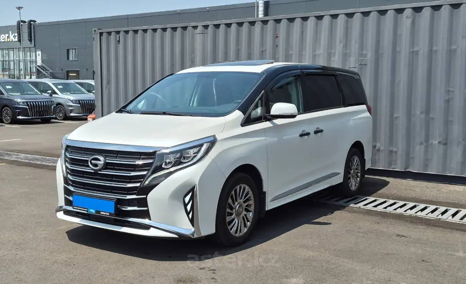 2023 GAC M8