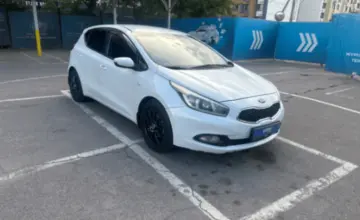 Kia Ceed 2013 года за 5 860 000 тг. в Алматы фото 2