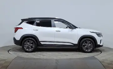 Kia Seltos 2023 года за 9 390 000 тг. в Астана фото 4