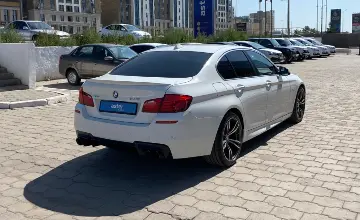 BMW 5 серии 2013 года за 11 590 000 тг. в Караганда