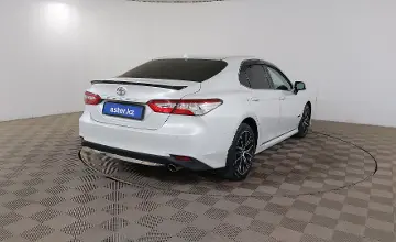 Toyota Camry 2020 года за 13 890 000 тг. в Шымкент