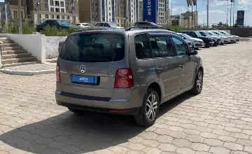 Volkswagen Touran 2007 года за 3 790 000 тг. в Караганда