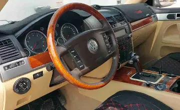 Volkswagen Touareg 2004 года за 2 690 000 тг. в Талдыкорган фото 5