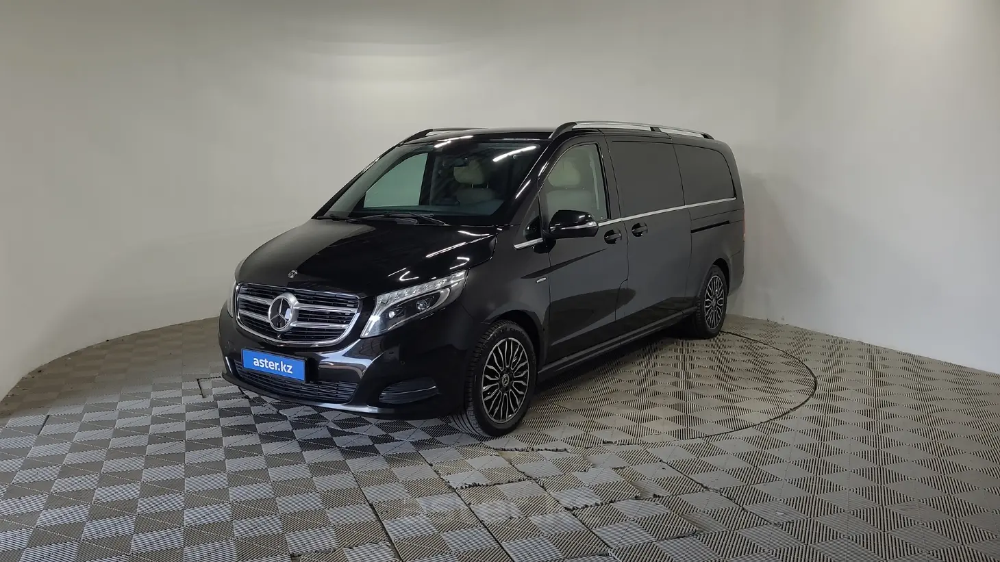 Mercedes-Benz V-Class, 2020