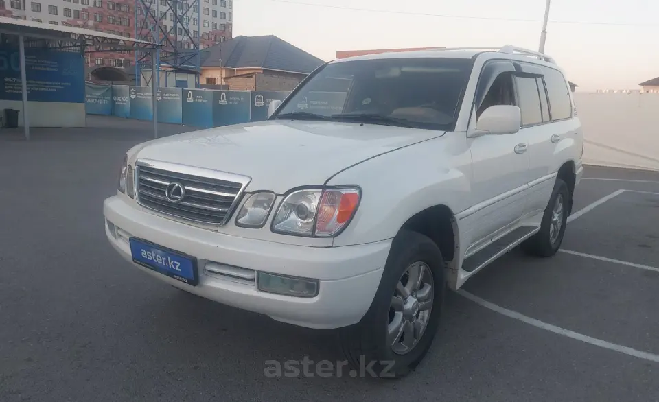 2003 Lexus LX
