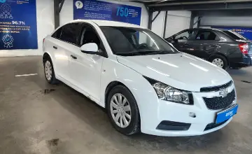 Chevrolet Cruze 2011 года за 2 300 000 тг. в Астана фото 2