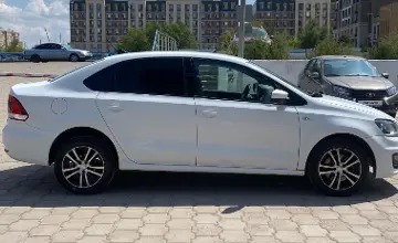 Volkswagen Polo 2017 года за 5 190 000 тг. в Караганда фото 4