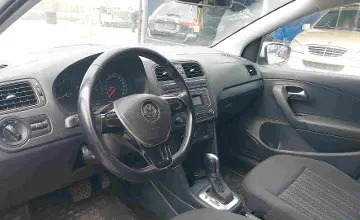 Volkswagen Polo 2017 года за 5 190 000 тг. в Караганда фото 5