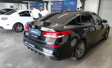 Kia Optima 2018 года за 9 050 000 тг. в Астана фото 3