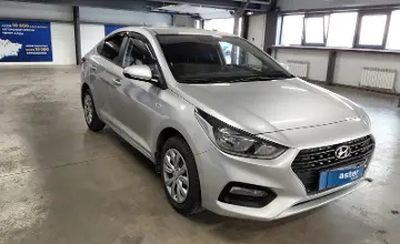 Hyundai Accent 2018 года за 6 590 000 тг. в Астана фото 2