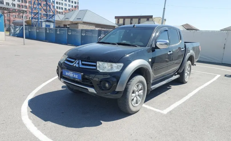 Mitsubishi L200 2014 года за 7 990 000 тг. в Шымкент