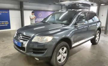 Volkswagen Touareg 2007 года за 7 890 000 тг. в Астана фото 1