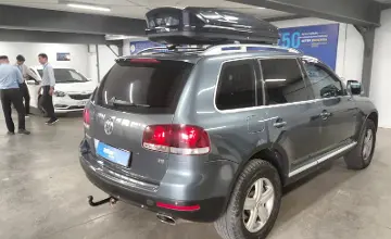 Volkswagen Touareg 2007 года за 7 890 000 тг. в Астана фото 3