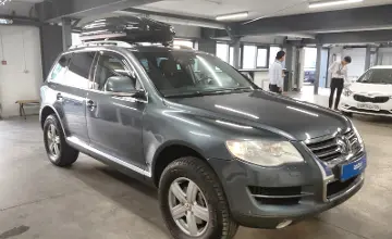 Volkswagen Touareg 2007 года за 7 890 000 тг. в Астана фото 2
