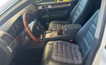 Volkswagen Touareg 2007 года за 6 290 000 тг. в Алматы фото 5