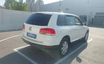 Volkswagen Touareg 2006 года за 3 790 000 тг. в Шымкент фото 3