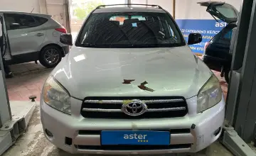 Toyota RAV4 2006 года за 4 000 000 тг. в Астана фото 2