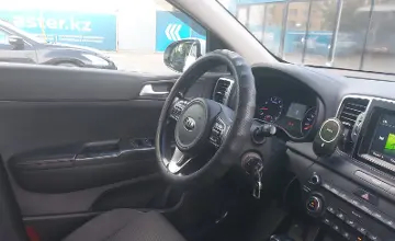Kia Sportage 2017 года за 9 000 000 тг. в Алматы фото 5