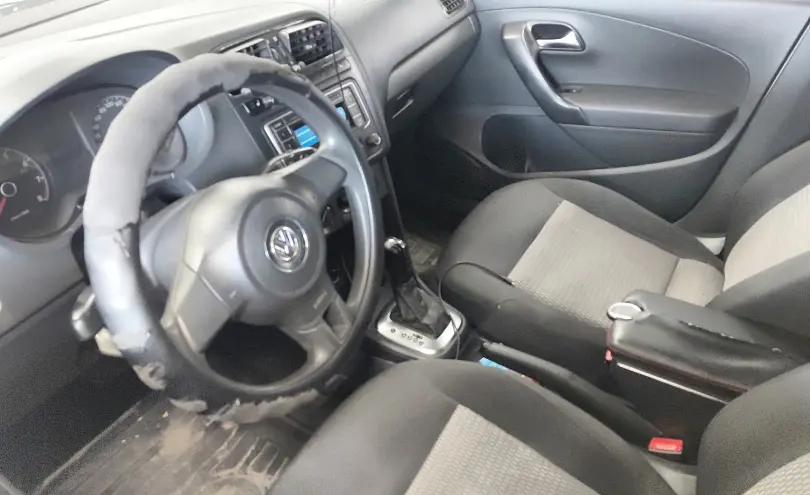 Volkswagen Polo 2013 года за 4 000 000 тг. в Астана фото 5