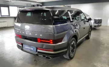 Hyundai Santa Fe 2023 года за 15 000 000 тг. в Астана фото 3