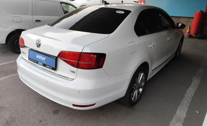 Volkswagen Jetta 2017 года за 7 000 000 тг. в Алматы фото 5