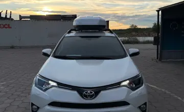 Toyota RAV4 2016 года за 10 500 000 тг. в Караганда фото 2