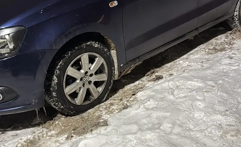 Volkswagen Polo 2011 года за 4 500 000 тг. в Астана фото 2