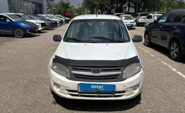 LADA (ВАЗ) Granta 2013 года за 1 800 000 тг. в Актобе фото 2