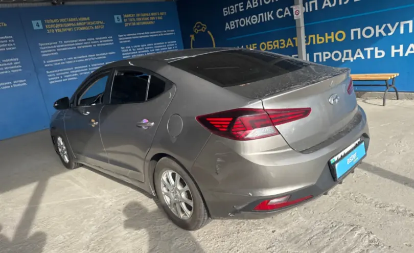 Hyundai Elantra 2019 года за 6 000 000 тг. в Алматы фото 4