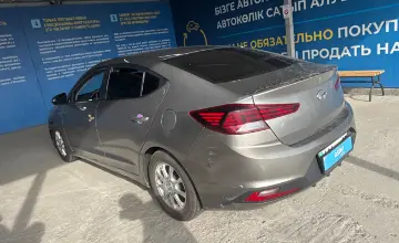 Hyundai Elantra 2019 года за 6 000 000 тг. в Алматы фото 4