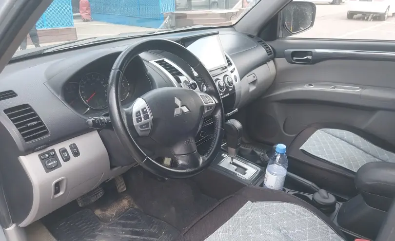 Mitsubishi Pajero Sport 2014 года за 13 000 000 тг. в Алматы фото 5