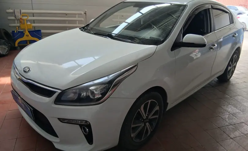 Kia Rio 2018 года за 6 500 000 тг. в Астана