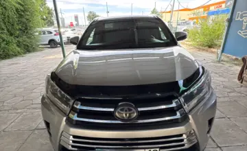 Toyota Highlander 2017 года за 16 000 000 тг. в Талдыкорган фото 2