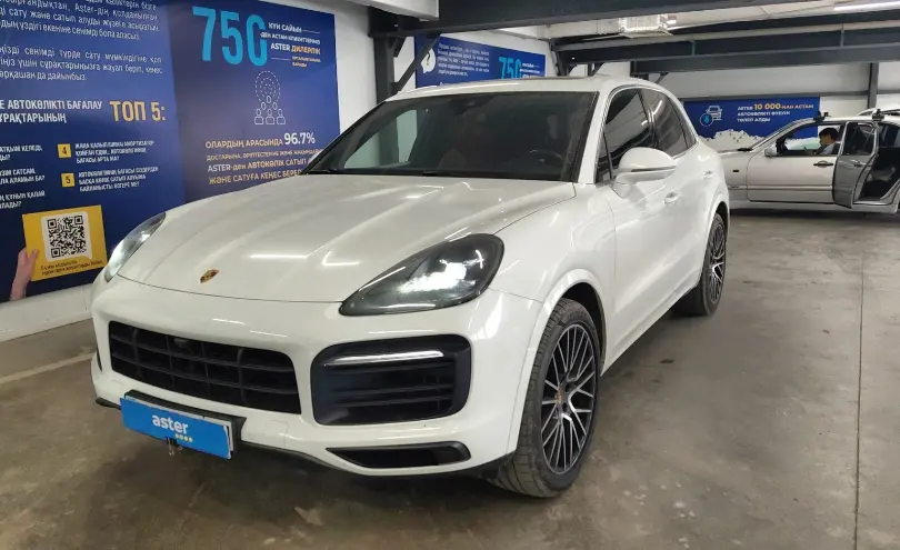 Porsche Cayenne 2020 года за 42 000 000 тг. в Астана
