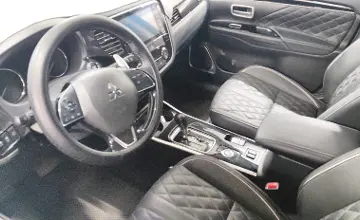 Mitsubishi Outlander 2022 года за 12 000 000 тг. в Астана фото 5