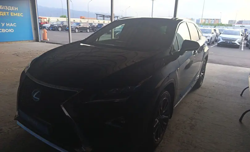 Lexus RX 2018 года за 21 000 000 тг. в Алматы