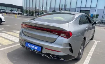 Kia K5 2021 года за 10 000 000 тг. в Шымкент