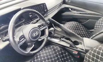 Hyundai Elantra 2024 года за 9 500 000 тг. в Астана фото 5